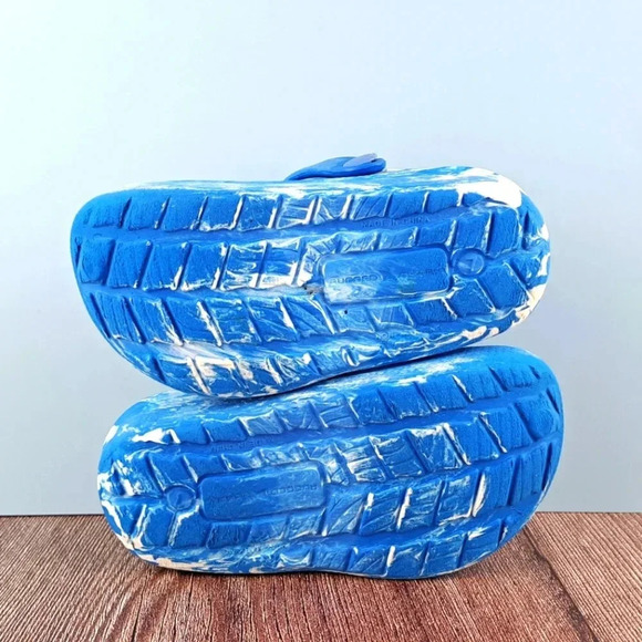 Toddler Clogs, Blue and White, Baby sz 7 - Picture 6 of 7